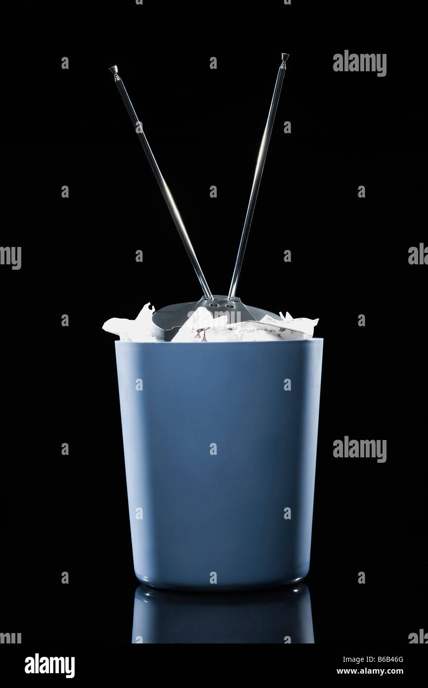 tv in the trash Stock Photo Alamy