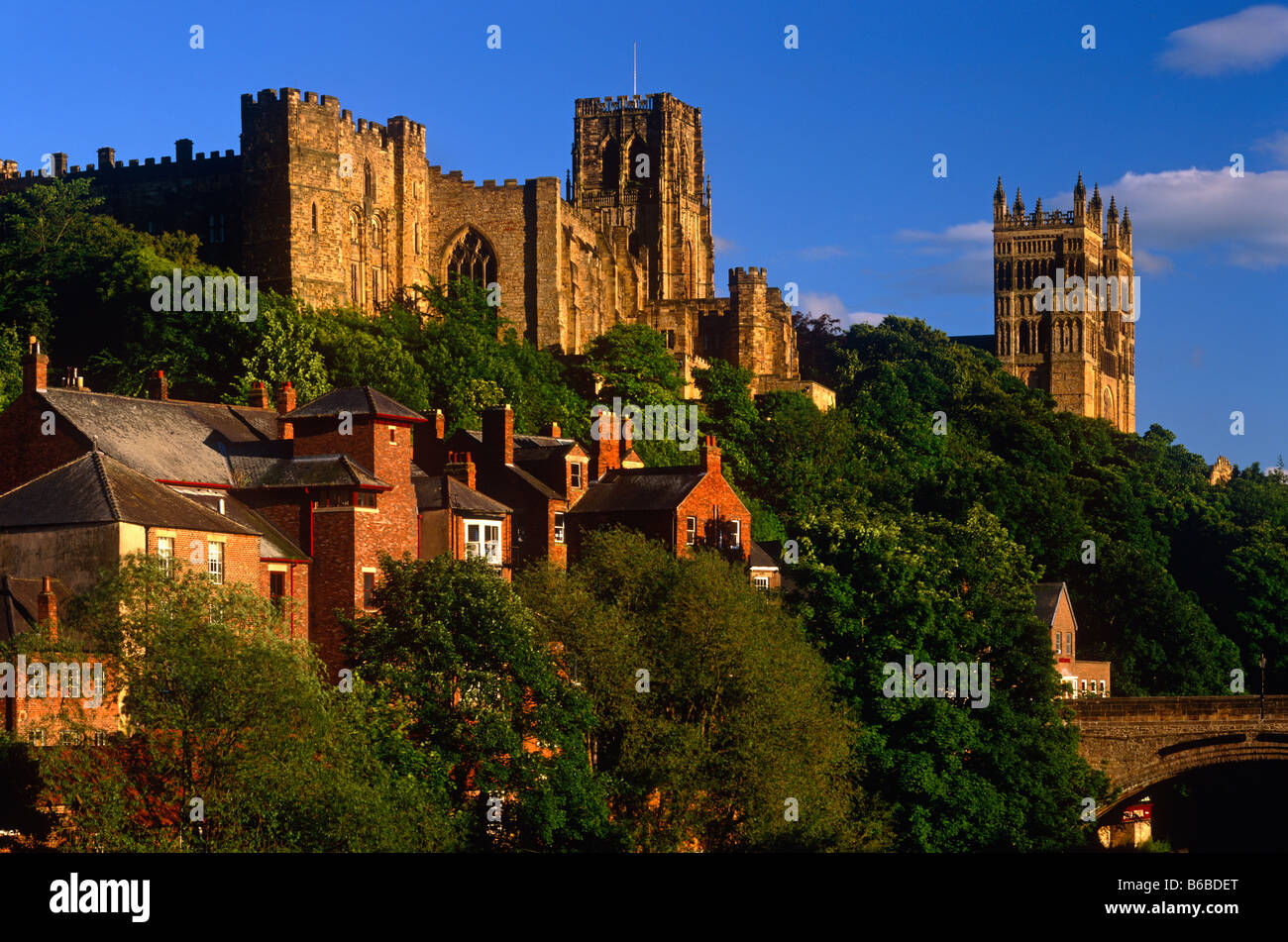 Durham Castle and Cathedral overlooking the River Wear, Durham City, County Durham Stock Photo