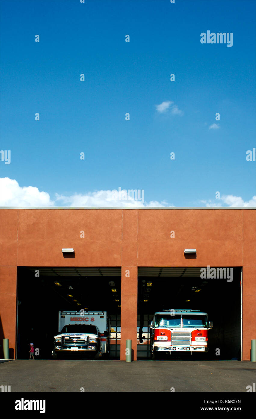 Fire station bay doors hi-res stock photography and images - Alamy