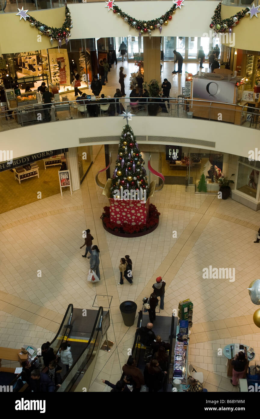 Shoppers in the Queens Mall in Elmhurst the the New York borough of