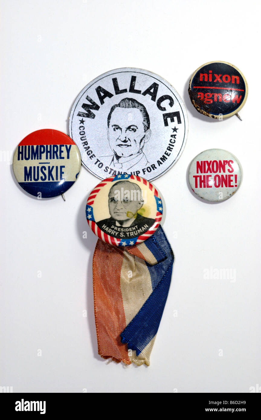Collection of vintage American presidential political campaign buttons for  Truman, Wallace, Humphrey & Muskie, Nixon & Agnew Stock Photo - Alamy