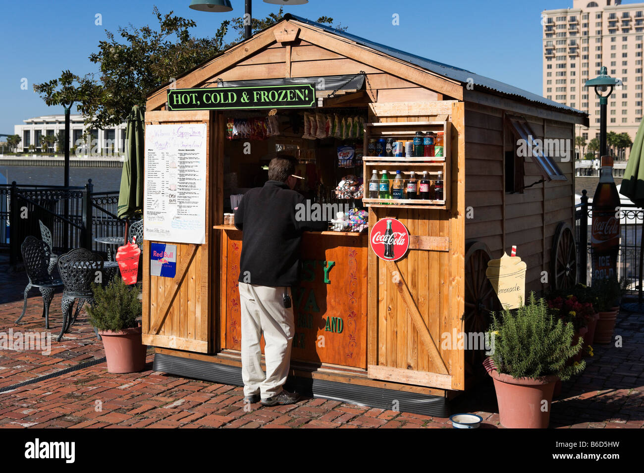 Refreshment stand at the River Street Market Place, Historic District, Savannah, Georgia, USA Stock Photo