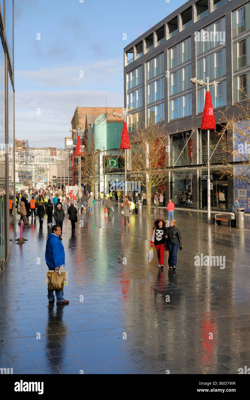 Paradise Street area of Liverpool One shopping complex Stock Photo Alamy