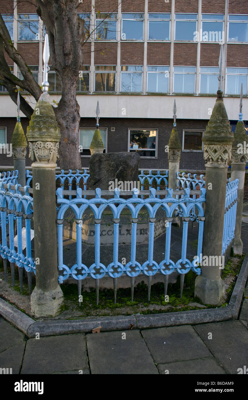 The Coronation Stone Kingston Upon Thames Surrey Stock Photo Alamy
