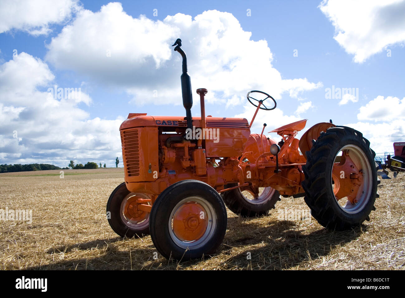 Vintage case tractor hires stock photography and images Alamy