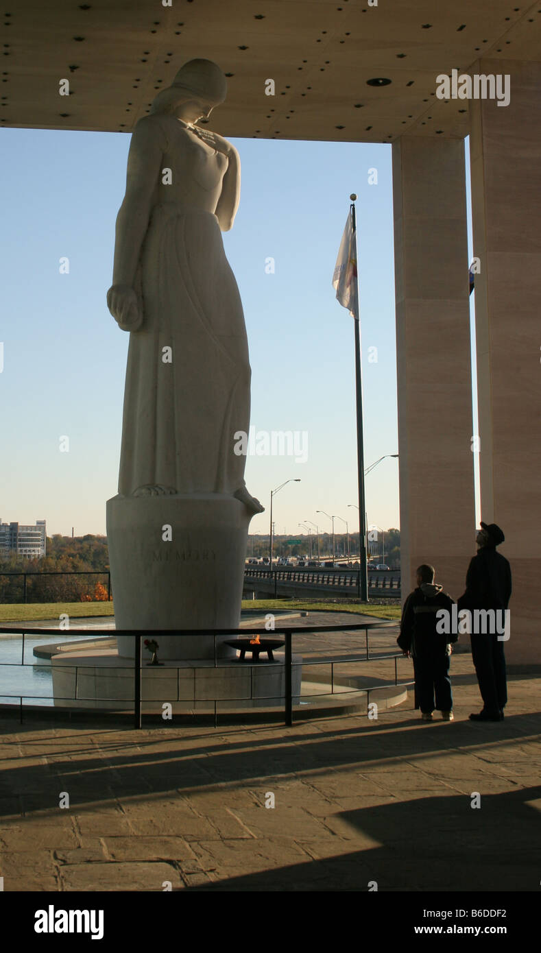 Grandfather showing his grandson the Virginia War memorial Statue "Memory Stock Photo Alamy