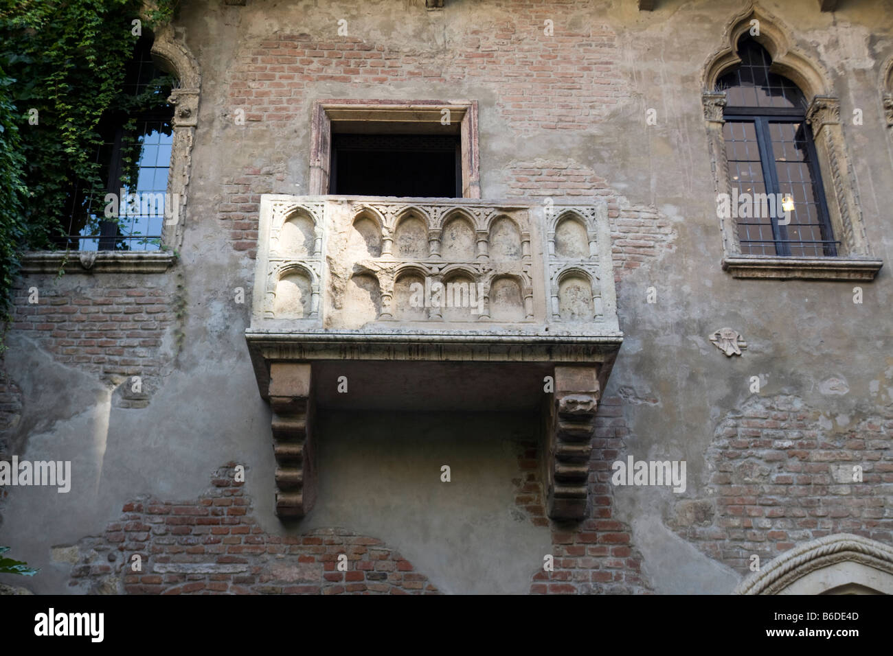 Juliet's balcony in Verona (from Romeo and Juliet story), Italy Stock ...