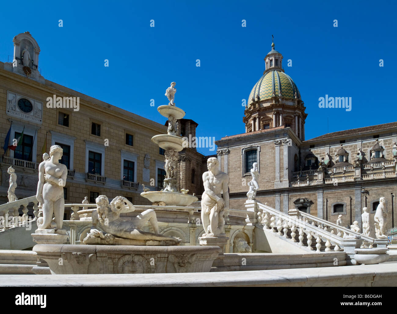 Palermo Town Hall, Piazza Pretoria, Sicily, Italy Stock Photo - Alamy