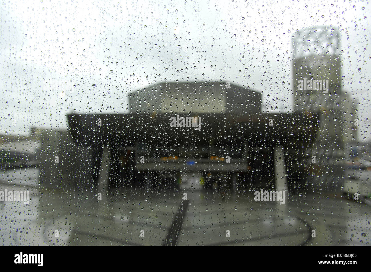 lowry centre salford quays manchester arts building architecture uk north england  rain rainy city wet weather theatre art Stock Photo