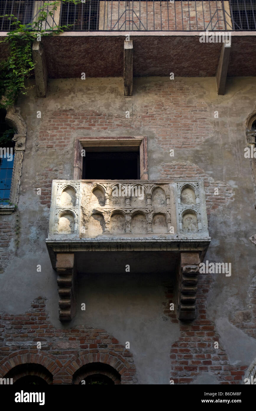 Juliet's balcony in Verona (from Romeo and Juliet story), Italy Stock ...