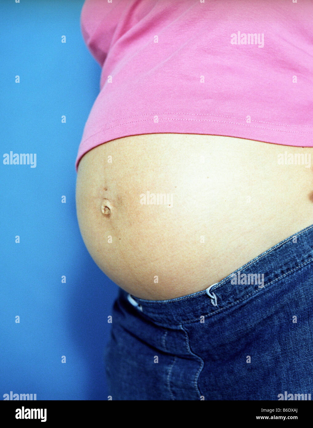 pregnant-woman-s-stomach-stock-photo-alamy