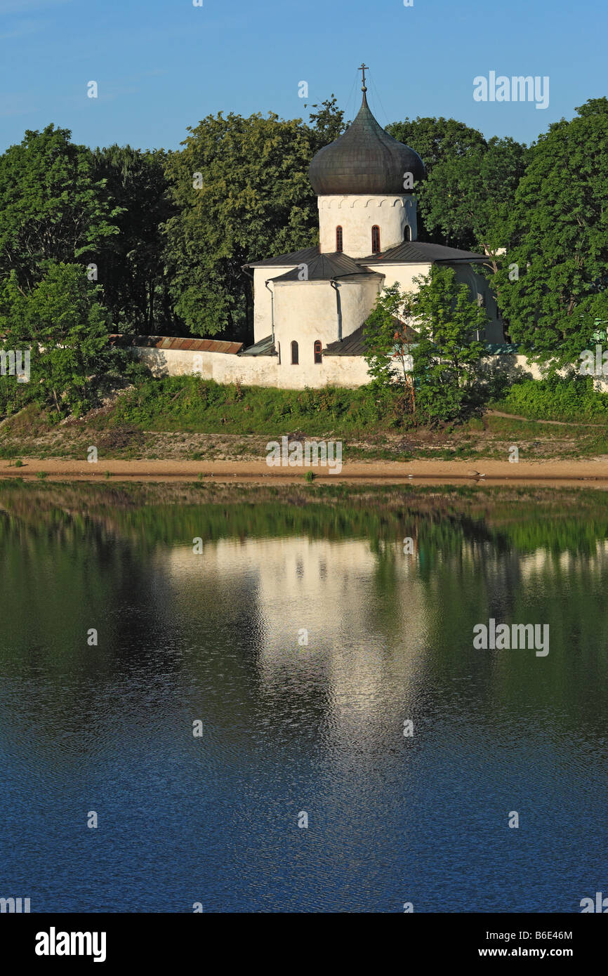 Transfiguration cathedral of Mirozhsky monastery (1156), Pskov, Pskov region, Russia Stock Photo