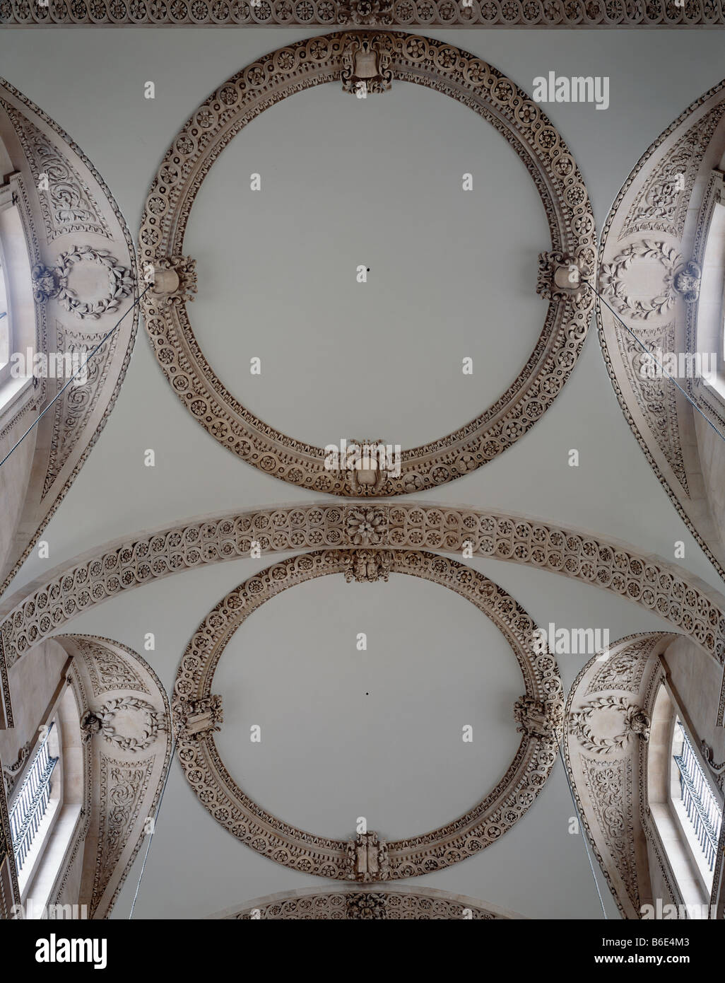 Nave saucer domes hires stock photography and images Alamy