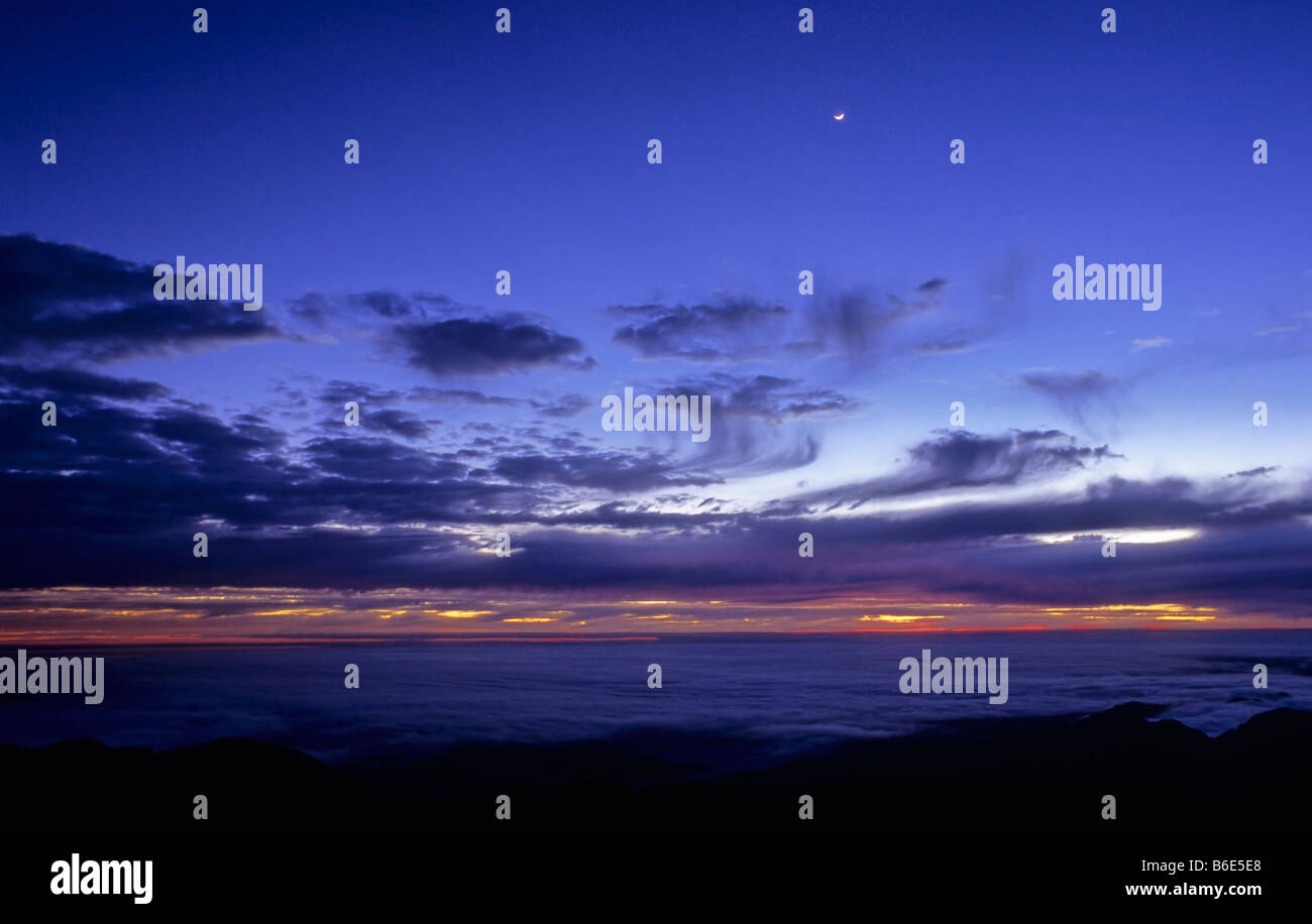 Sunrise from Tres Cruces in Peru, the point Amazon Jungle meets the Andes  mountains Stock Photo - Alamy
