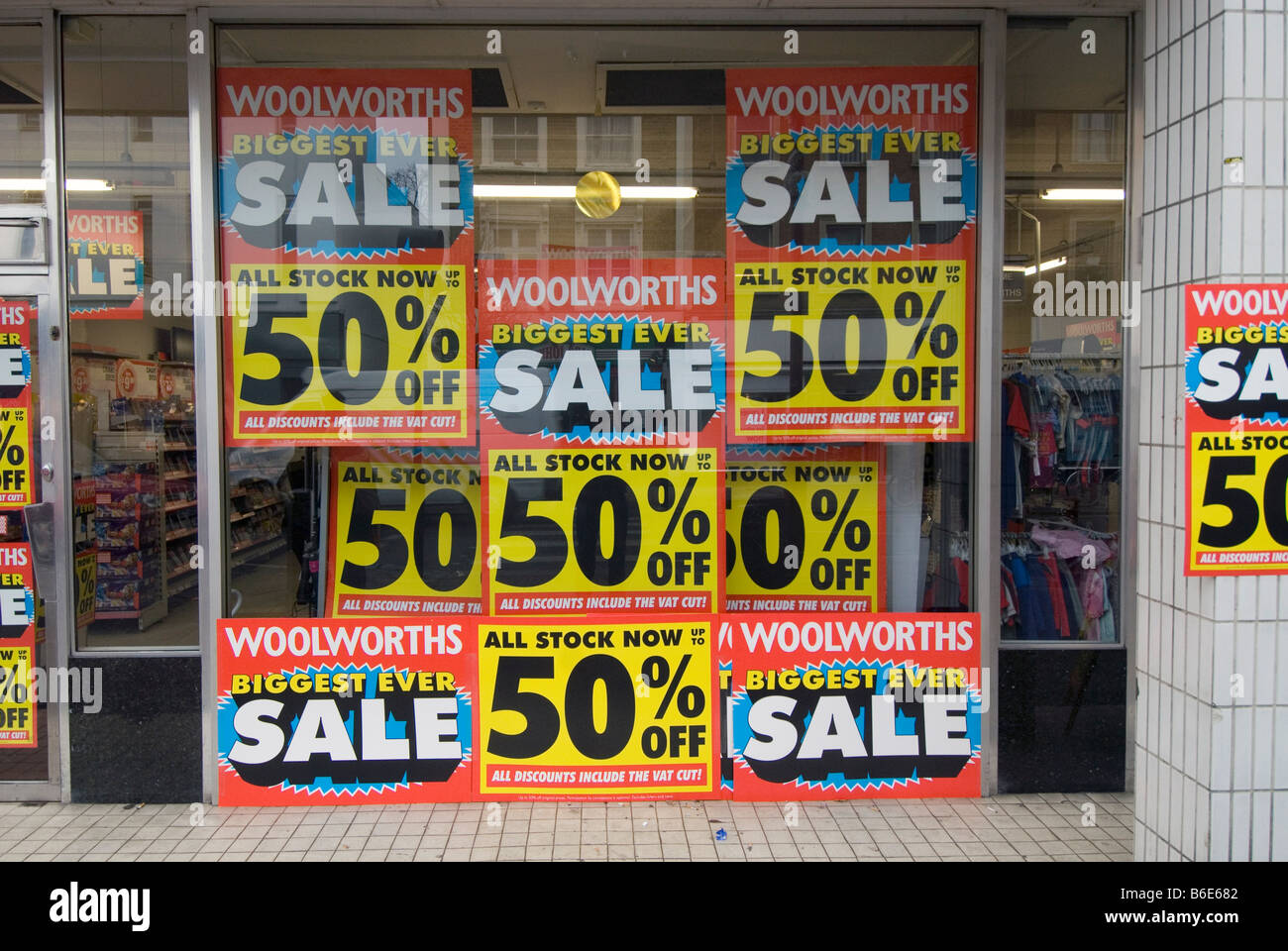 Woolworths Shop Front with 50 Sale Signs Stock Photo Alamy
