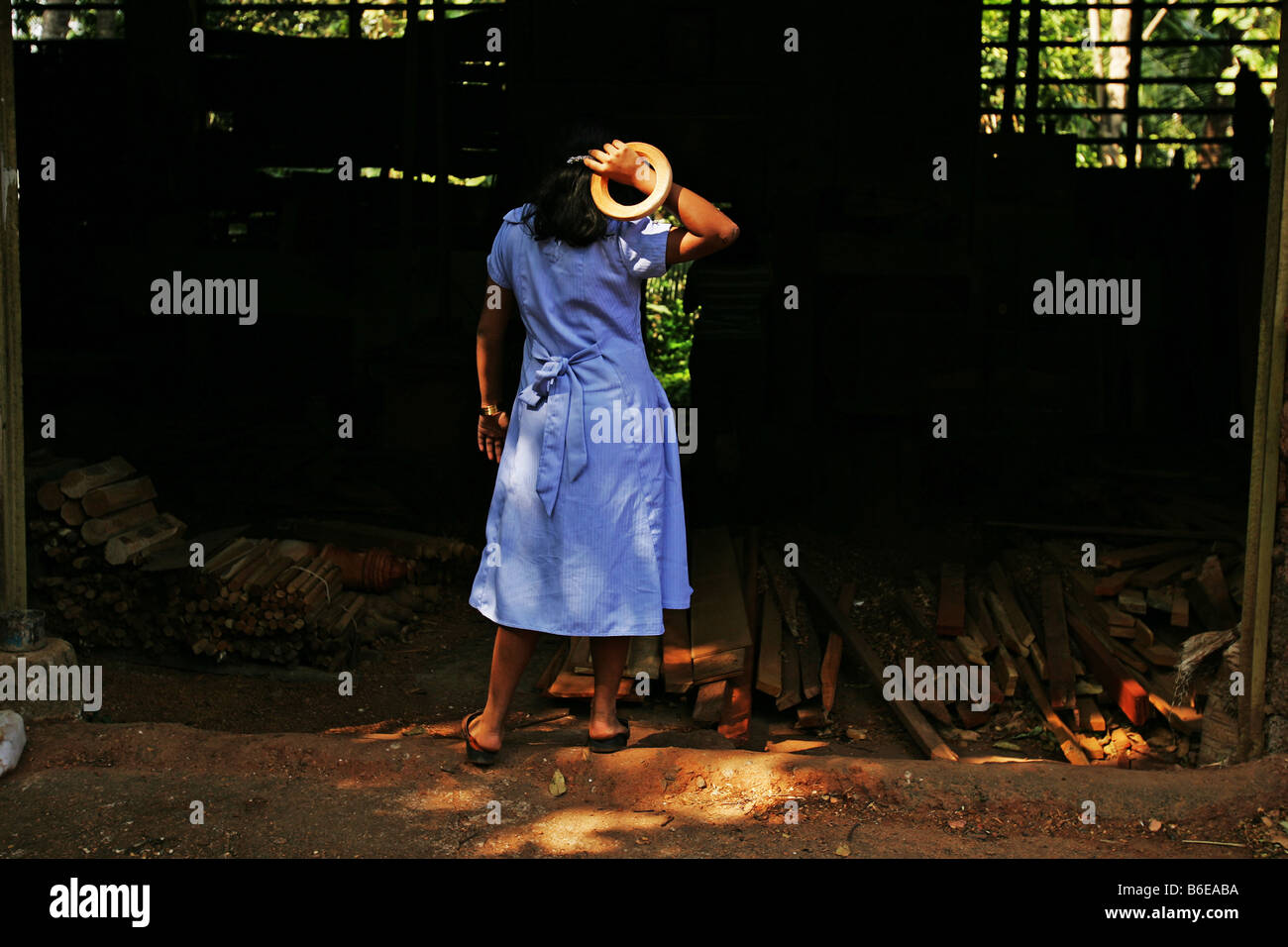 India kerala thrissur indian girl hi-res stock photography and images ...