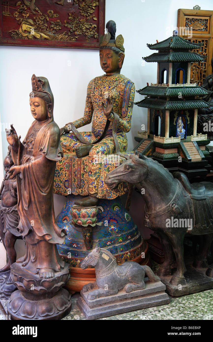 China Hong Kong Hollywood Road antiques shop Stock Photo
