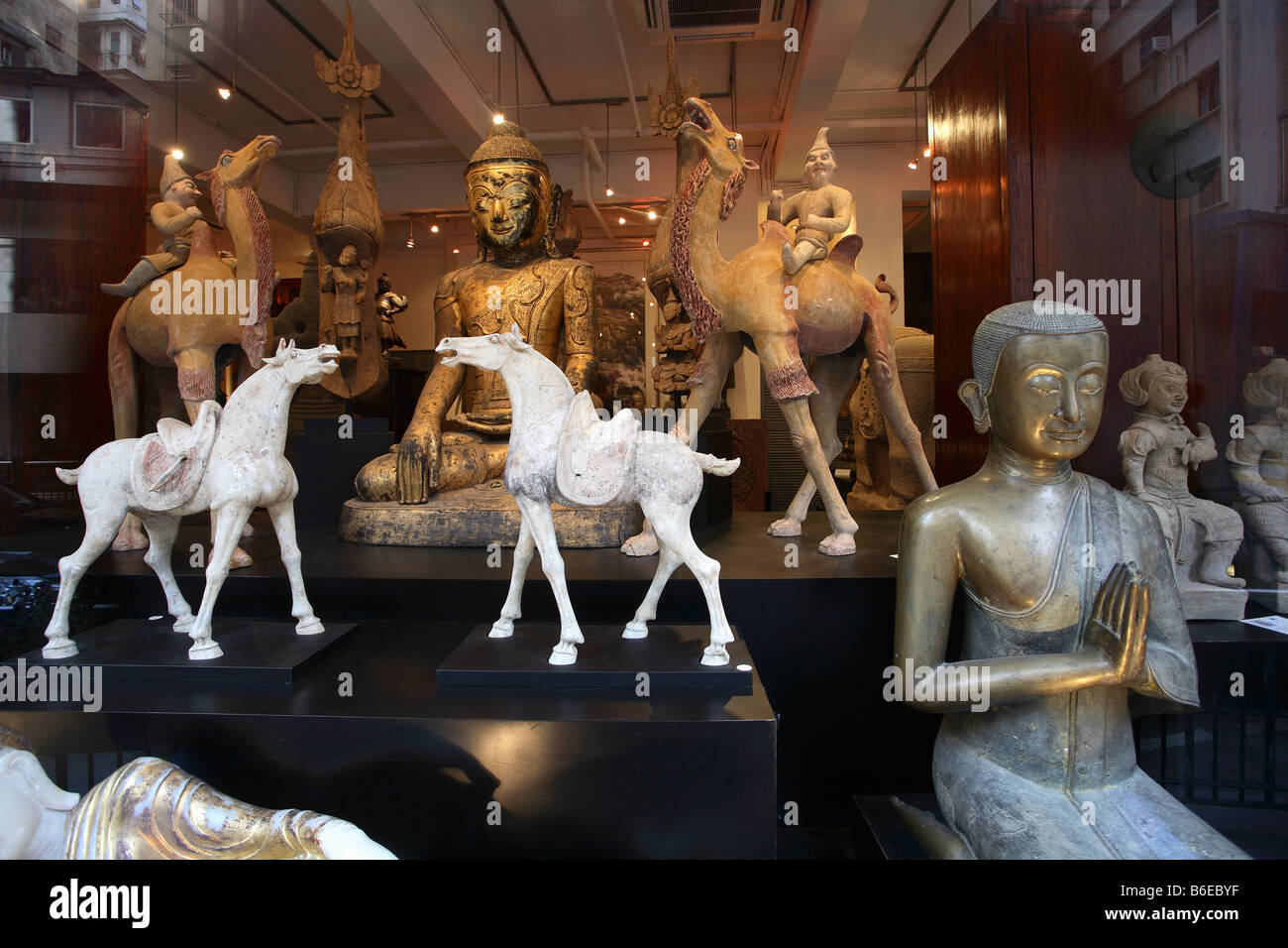 China Hong Kong Hollywood Road antiques shop Stock Photo