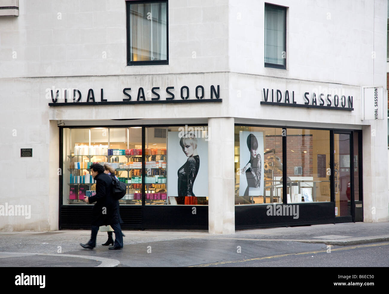 a branch of Vidal Sassoon hairdressers at Farringdon London Stock Photo