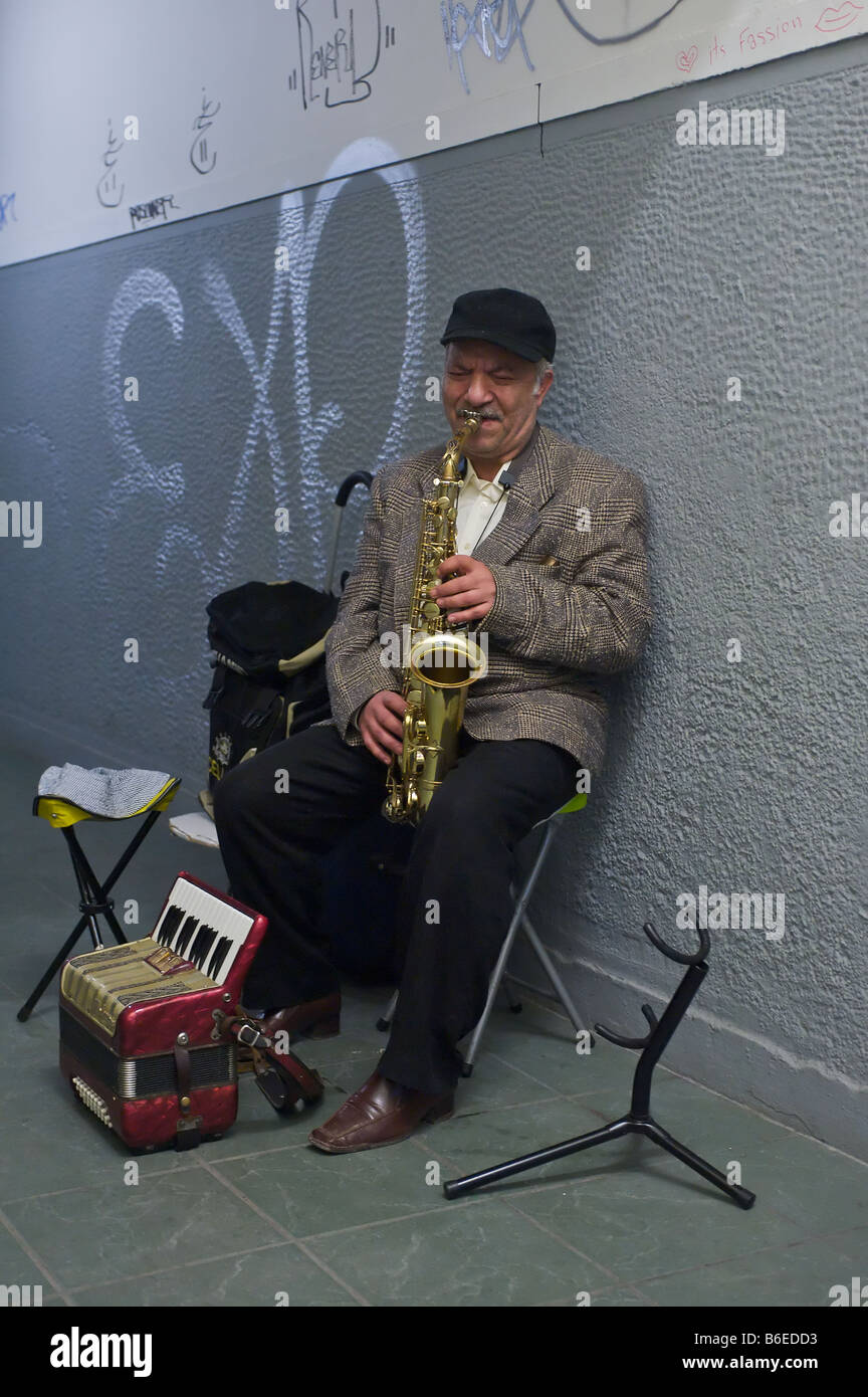 Musician saxophone subway hires stock photography and images Alamy