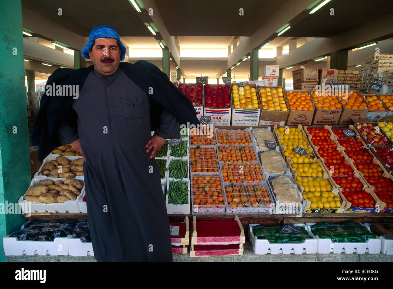 Kuwait City Kuwait Iranian Vegetable Market Stock Photo Alamy