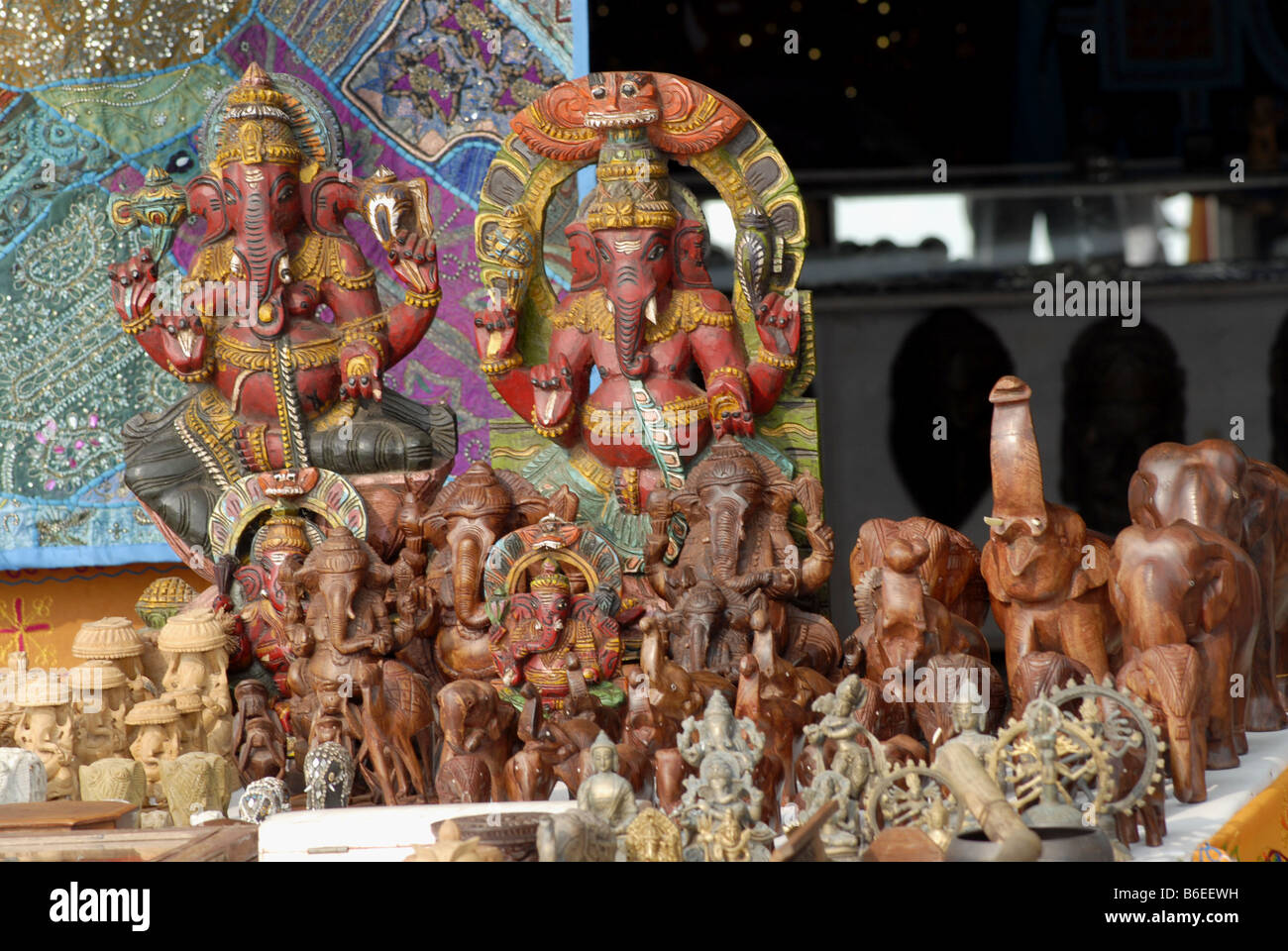 Kerala craft hires stock photography and images Alamy