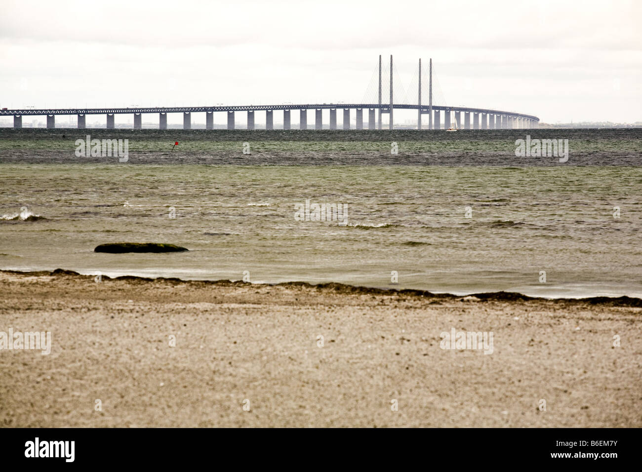 Denmark bridge to sweden hi-res stock photography and images - Alamy