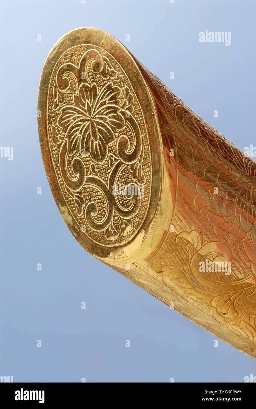 detail of a golden Japanese chrysanthemum ornament at the Heian Jingu Shrine in Kyoto, Japan Stock Photo
