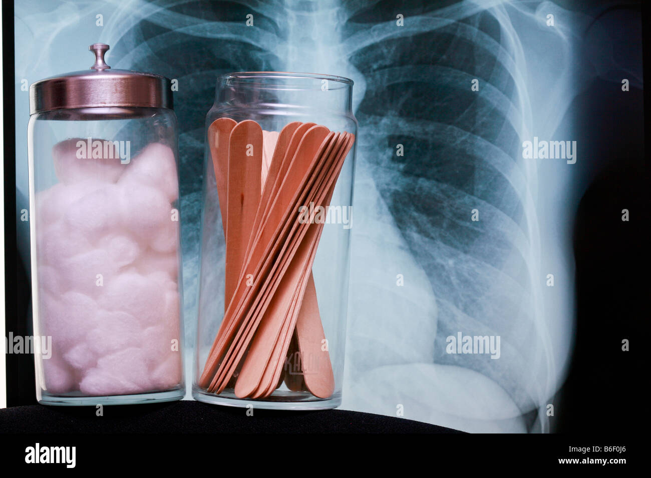 Medical photo chest x ray with clear lungs hires stock photography and