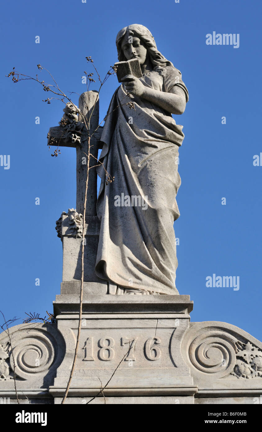 Tomb at the La Recoleta cemetery, Buenos Aires, Argentina, South America Stock Photo