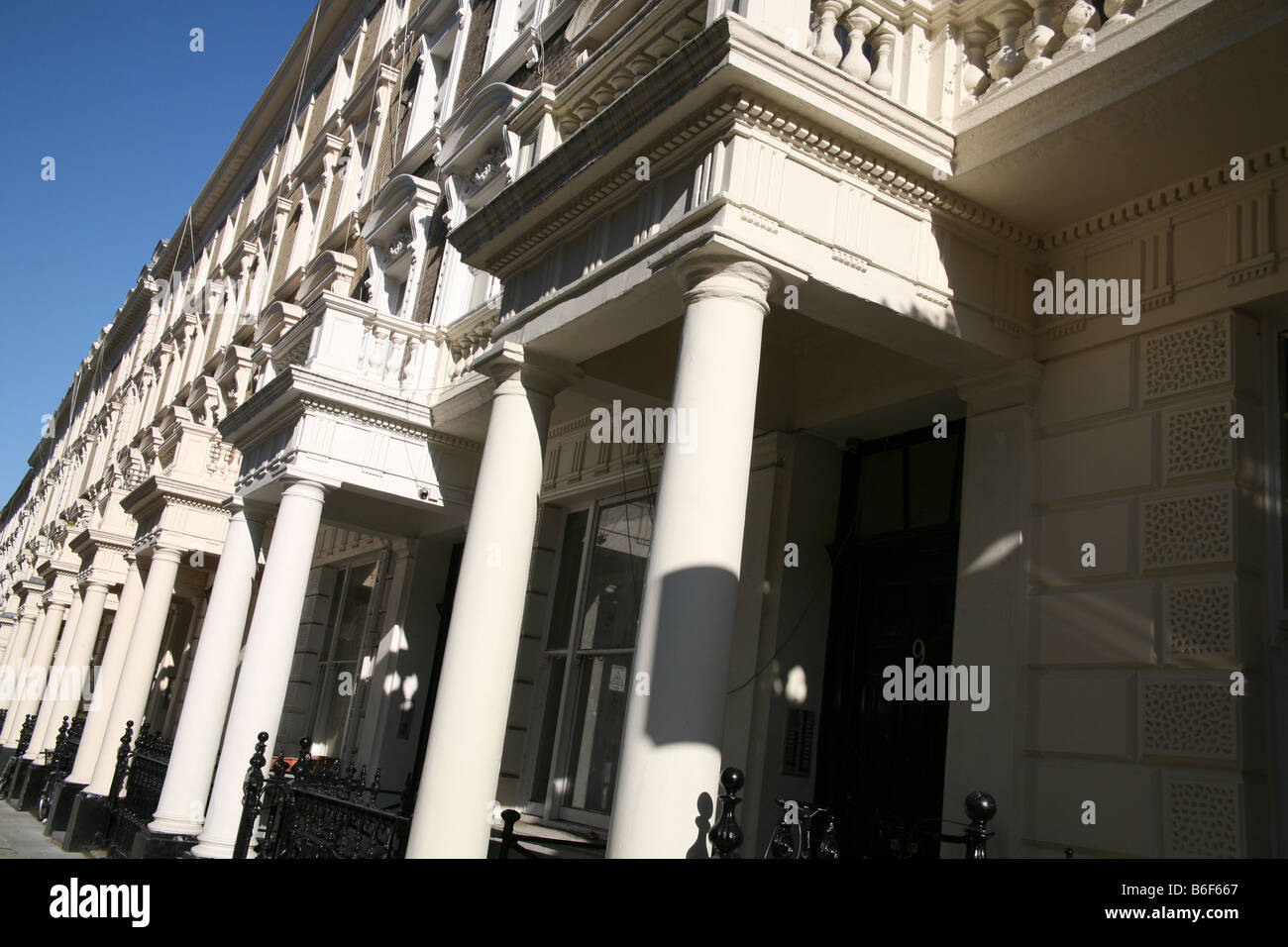 Terraced houses in Notting Hill Gate, London Stock Photo Alamy