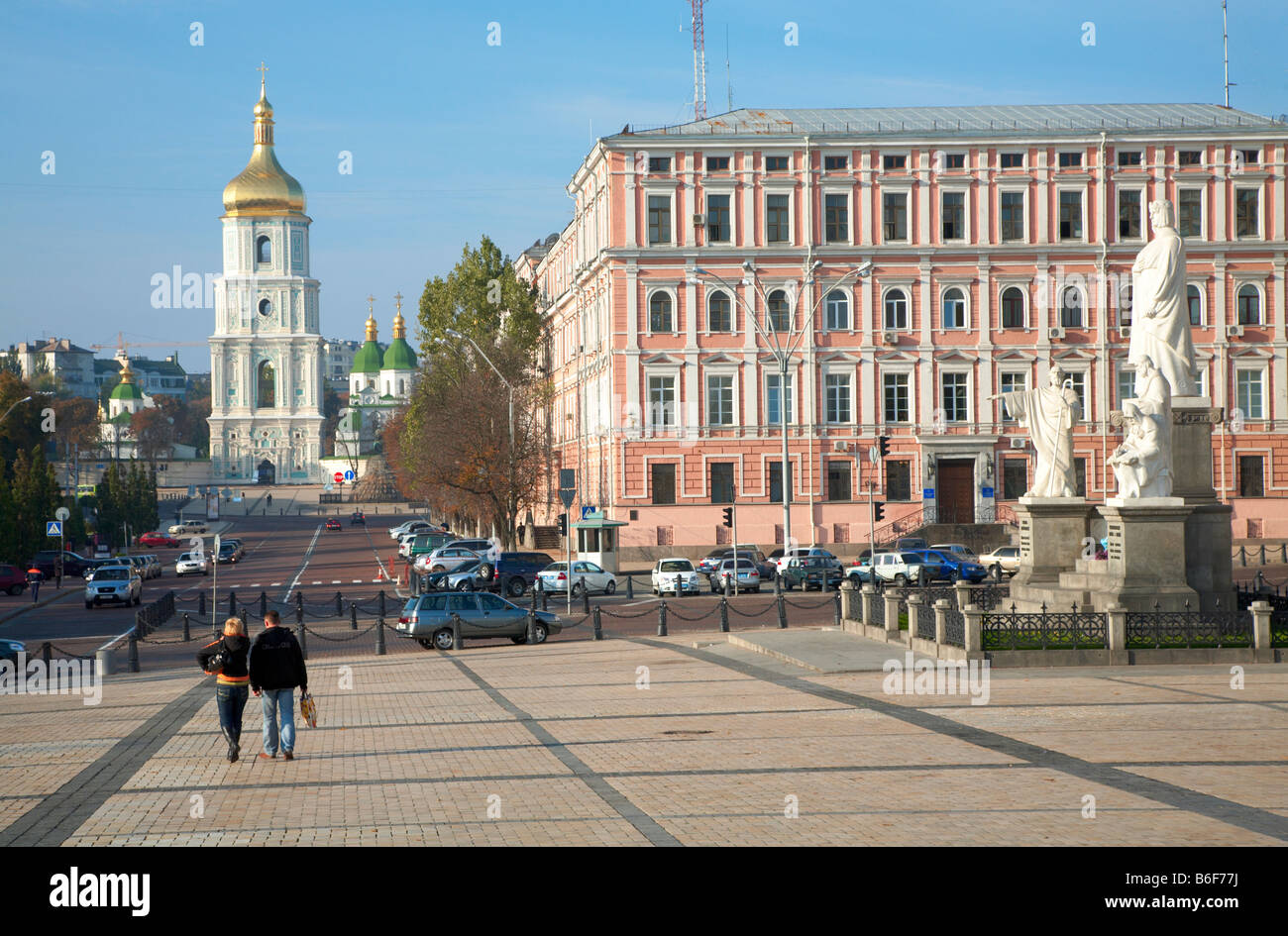 Morning 'Mykhailiv'ska Square' scene with view on Saint Sophia Cathedral and Olga grand duchess monument. Kiev-City, Ukraine Stock Photo
