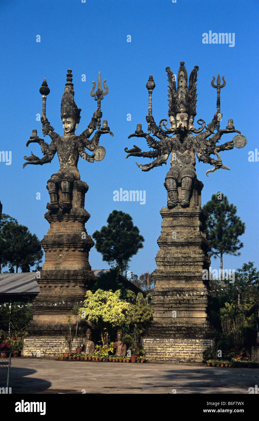 Multi-Armed Shiva and Multi-Headed Ganesh Sculptures at the Buddhist-Hindu Sala Kaew Ku Sculpture Park, Nong Khai, Thailand Stock Photo