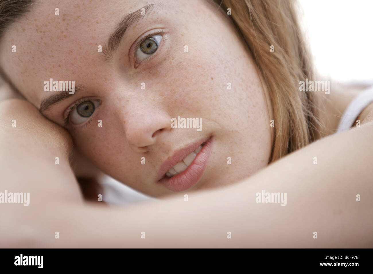 17 year old girl hi-res stock photography and images - Alamy