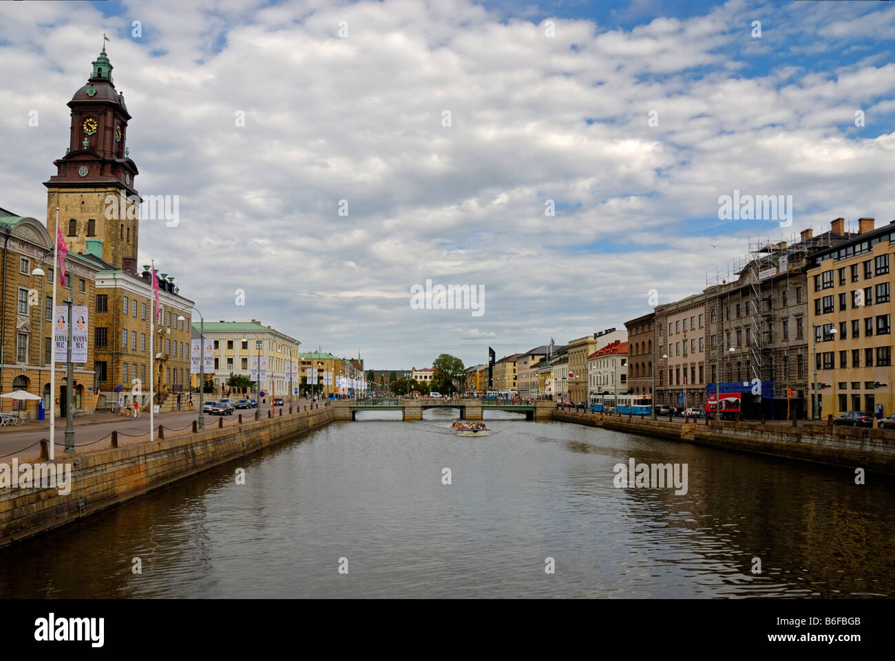Fattighusan city canal with tourist boat and Gothenburg city museum, Gothenburg, Sweden, Scandinavia, Europe Stock Photo