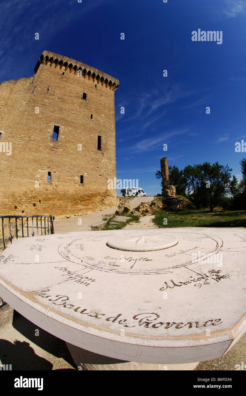 Panorama table with compass points in front the Chauteauneuf du Pape, Provence, France, Europe Stock Photo