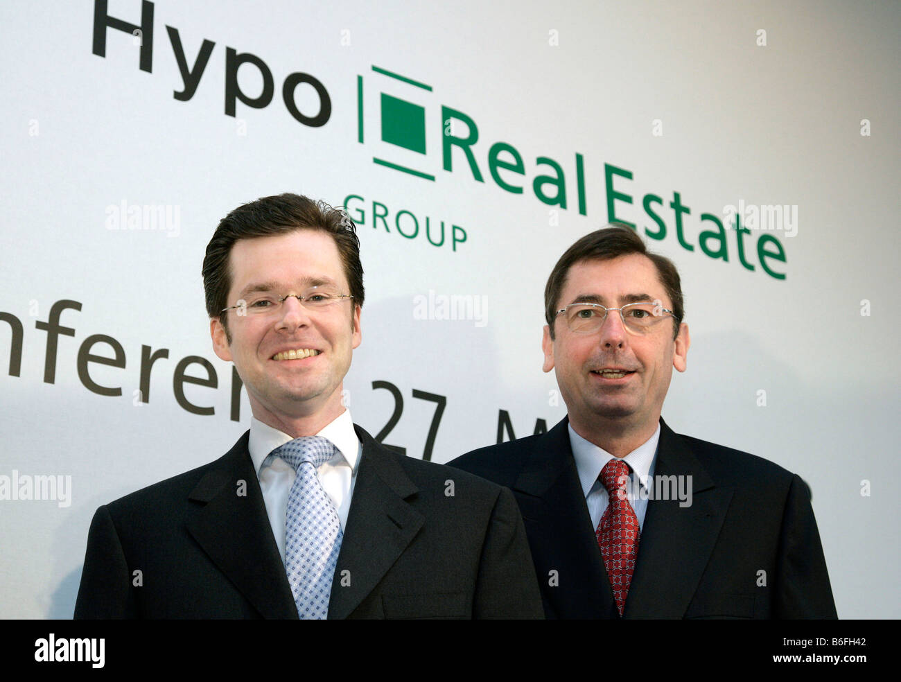 Georg Funke, chairman of the Hypo Real Estate Holding AG, at right, and Markus Fell, the Finance Director, during the press con Stock Photo