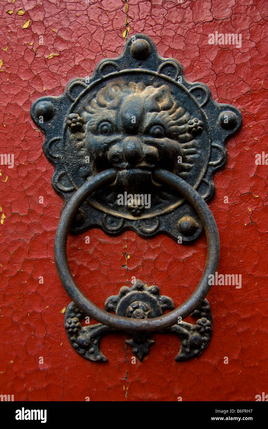 Traditional Chinese Door Knob Stock Photo Alamy