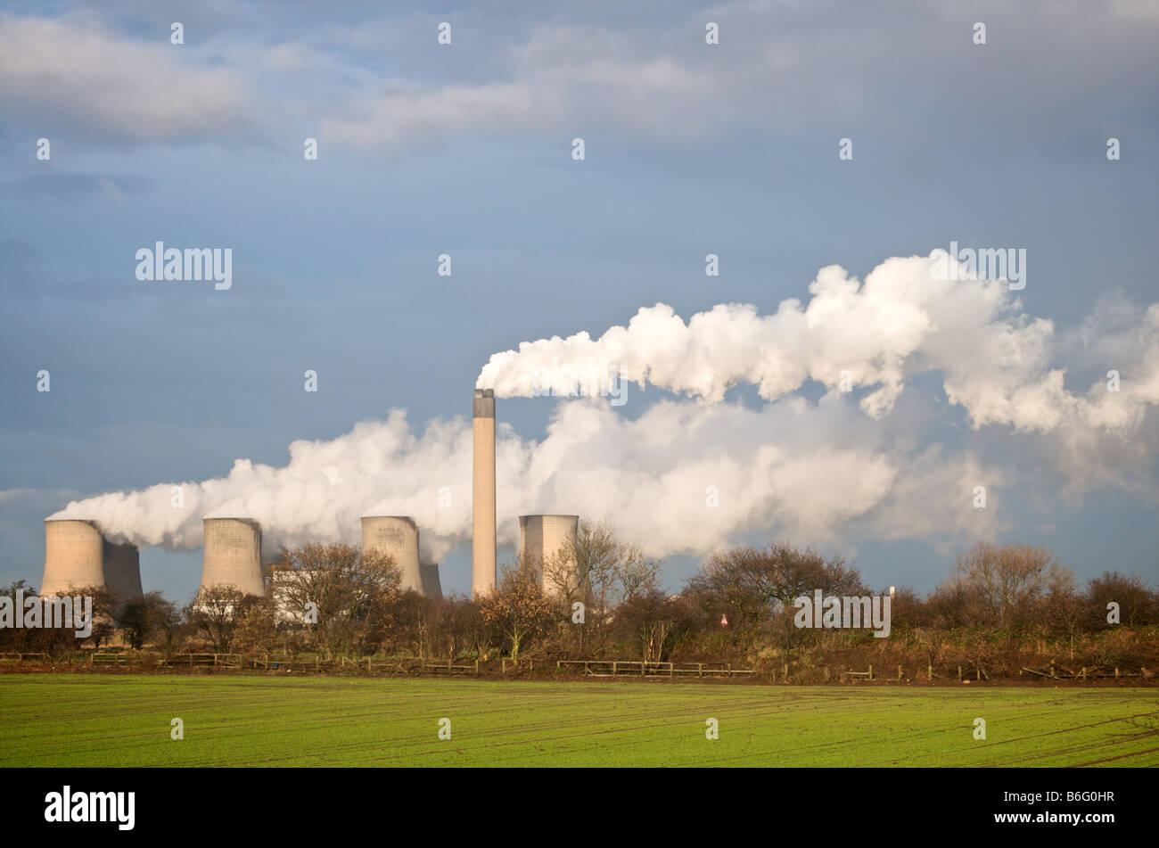 The Ferrybridge cooling towers in North Yorkshire Stock Photo