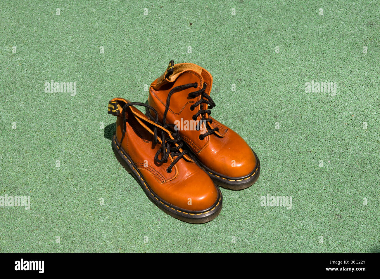 Doctor martens hi-res stock photography and images - Alamy