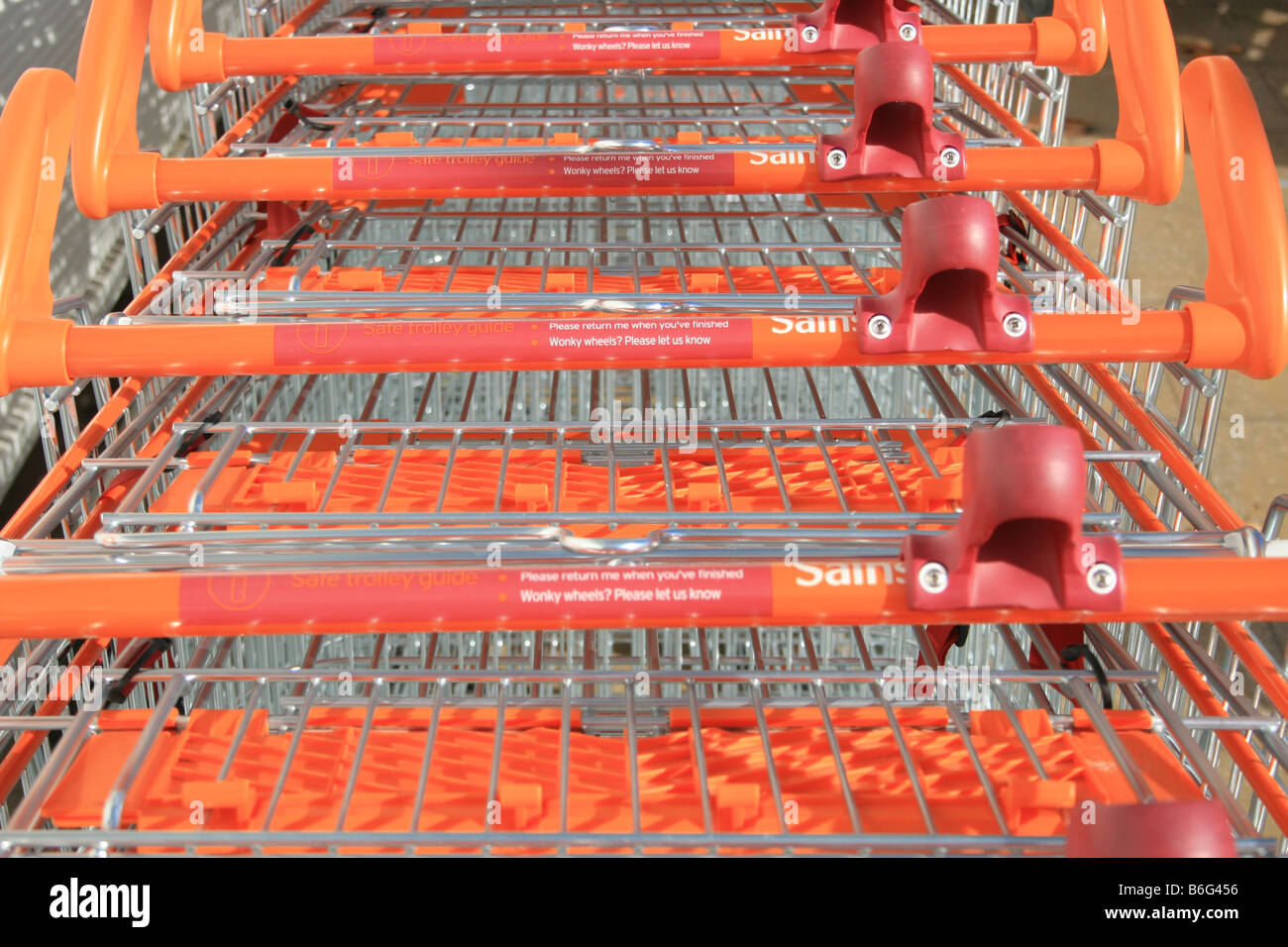 Sainsburys shopping basket hires stock photography and images Alamy