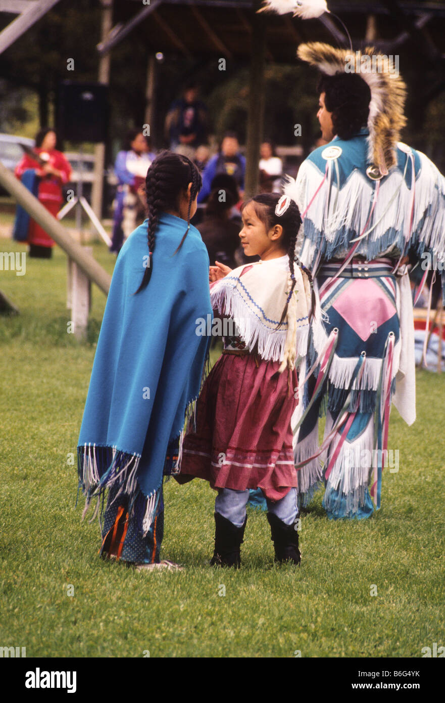 Native American Indians Celebrate And Dance At Powwow Stock Photo Alamy Native American Indians Celebrate And Dance At Powwow Stock Photo Alamy