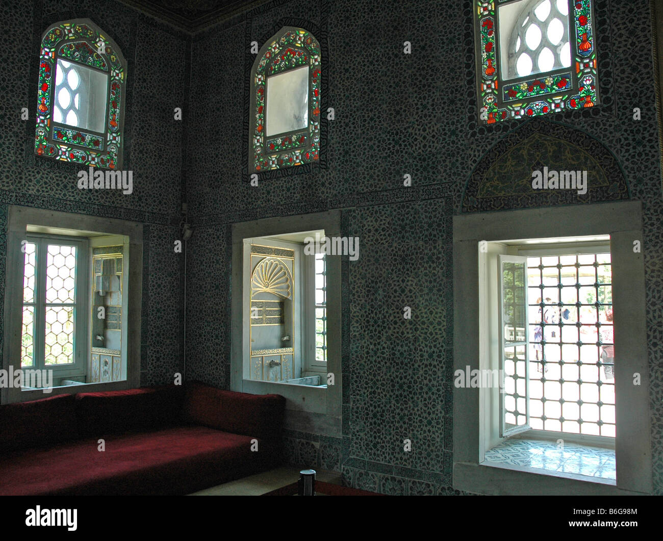 Bathroom in Topkapi Palace. Istanbul, Turkey Stock Photo - Alamy