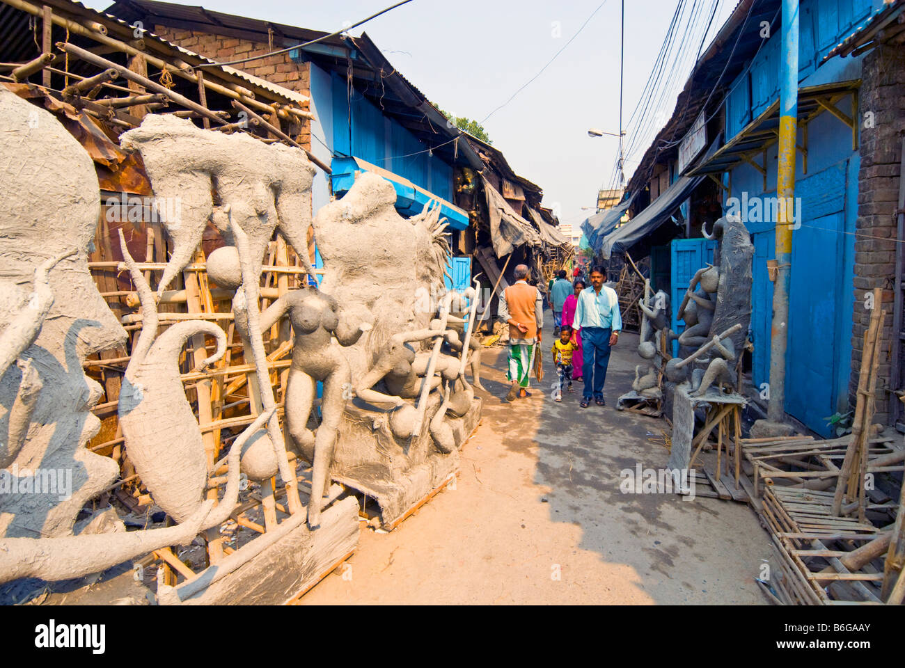 A lane in the potters market Kumortuli, Kolkata, India Stock Photo - Alamy
