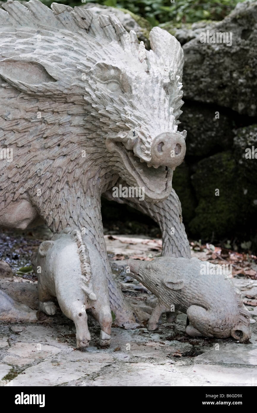 Stone pig statue hires stock photography and images Alamy