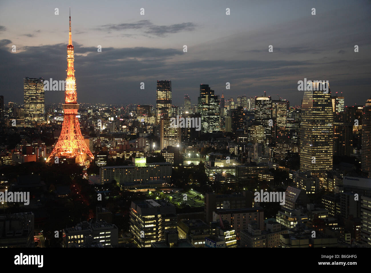 Japan Tokyo skyline at night general aerial view Tokyo Tower Stock Photo