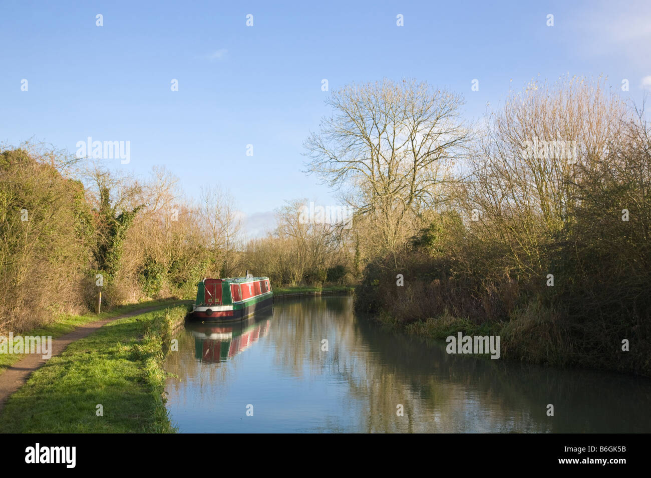 Moored narrowboat on Oxford Canal  at Lower Heyford Oxfordshire England UK Stock Photo