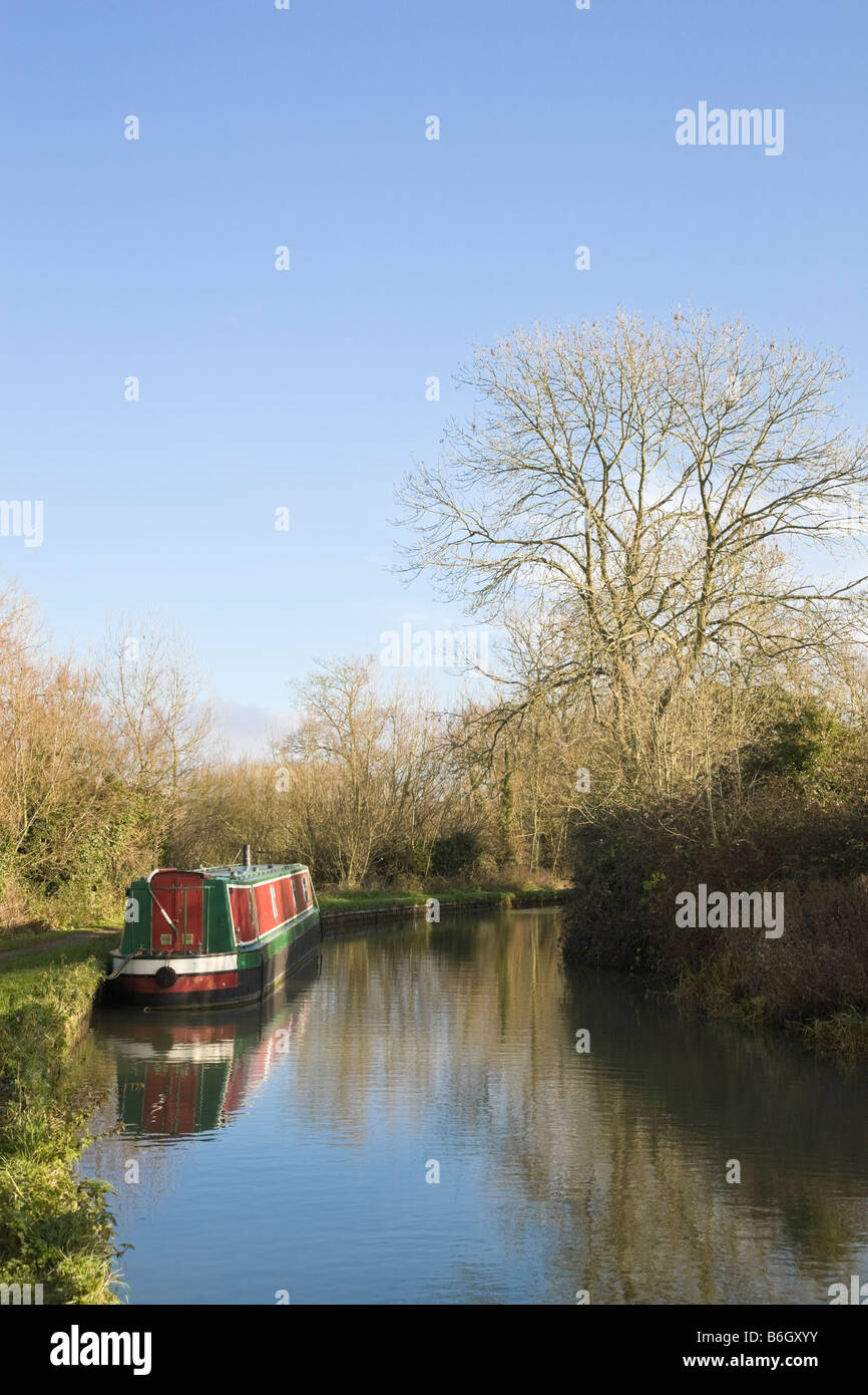 Moored narrowboat on Oxford Canal  at Lower Heyford Oxfordshire England UK Stock Photo