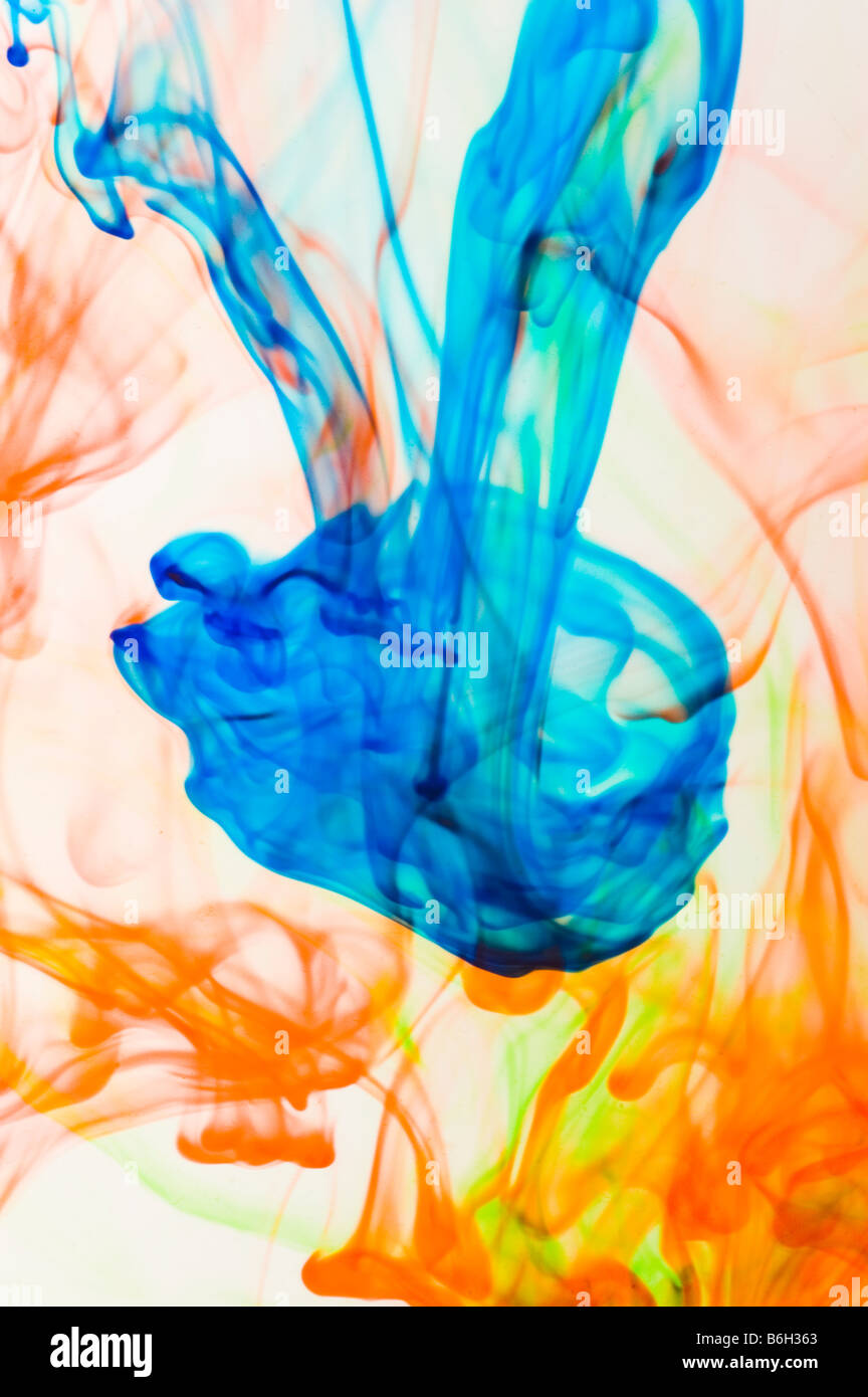 coloured food dye in water Stock Photo Alamy