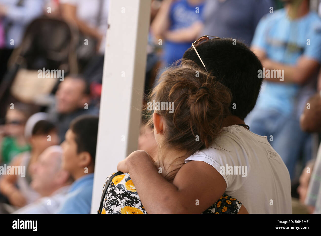 Affectionate couple love hug hi-res stock photography and images - Alamy